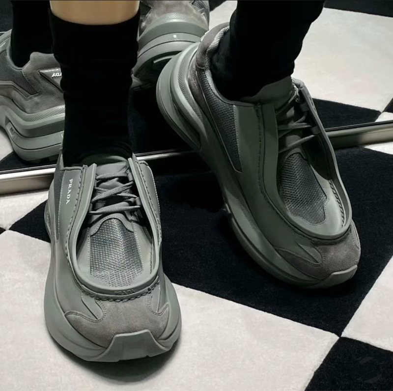 Prada 皮革 休閒鞋 運動鞋 男鞋 手工義大利製 近全新秀款-0