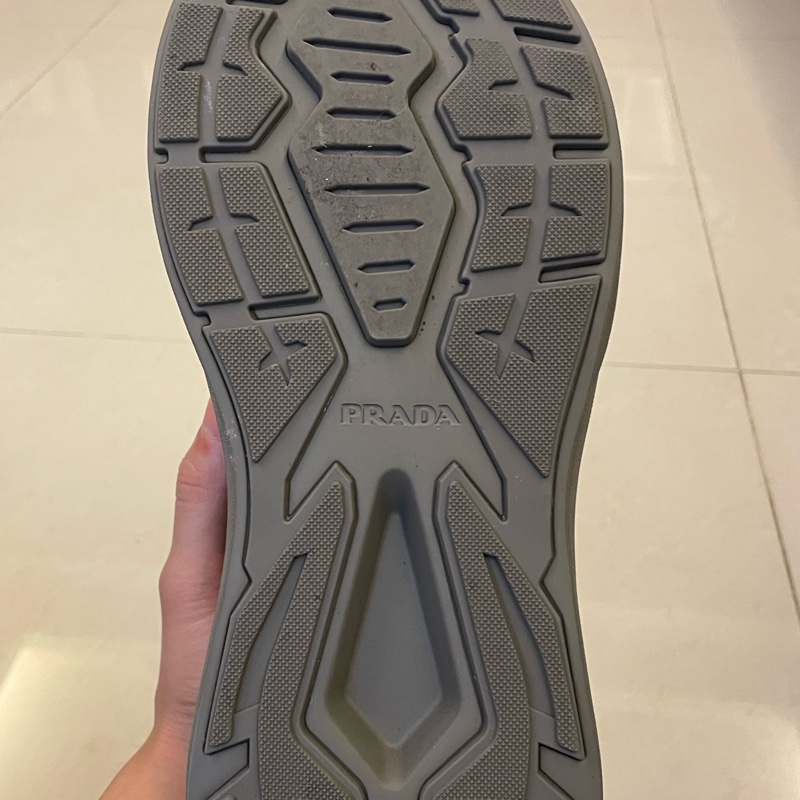 Prada 皮革 休閒鞋 運動鞋 男鞋 手工義大利製 近全新秀款-8