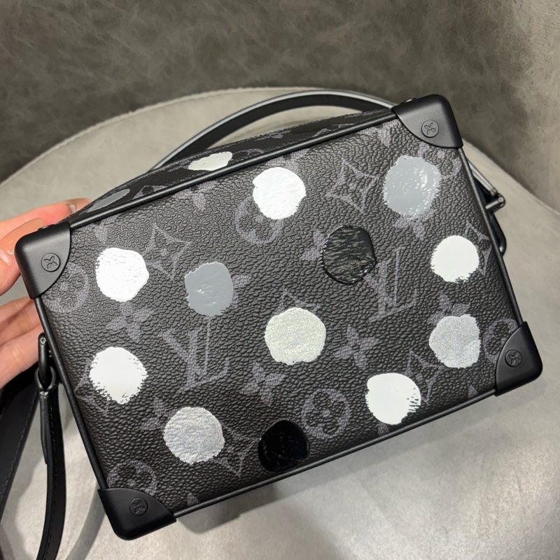 LV 草間彌生聯名款Trunk 盒子包 限量-6
