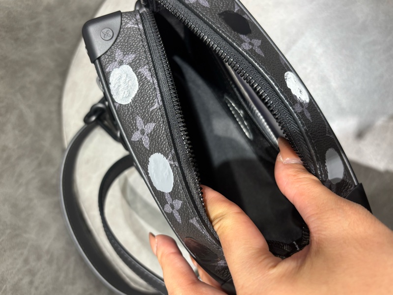 LV 草間彌生聯名款Trunk 盒子包 限量-7