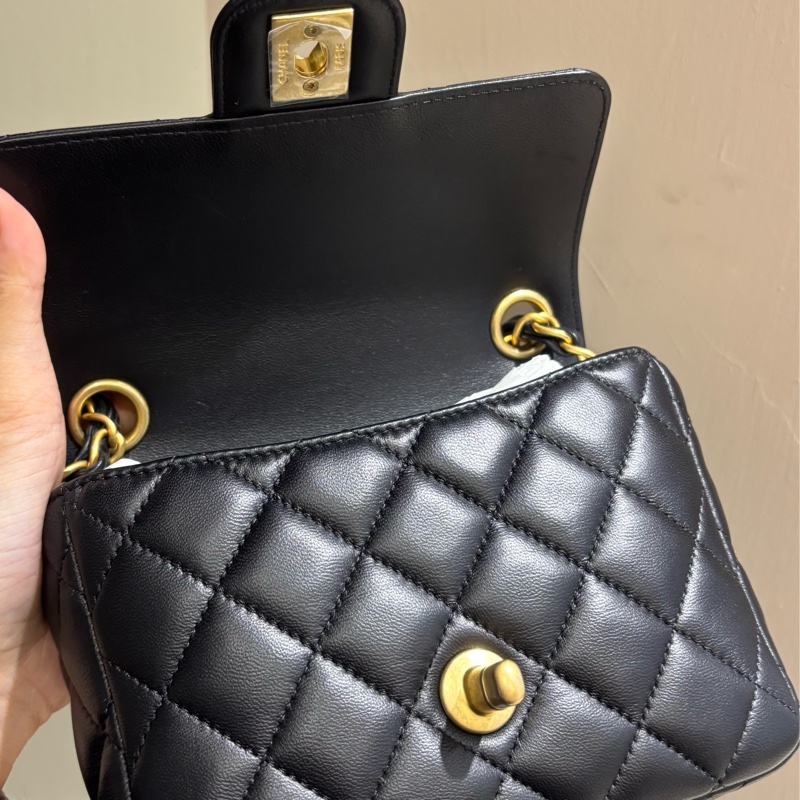 Chanel黑金限量籌碼金幣琺瑯方胖/晶片-9