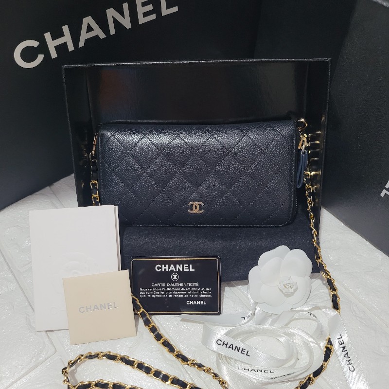 💜 Chanel香奈兒
荔枝皮拉鍊長夾(已改造可斜背)-0