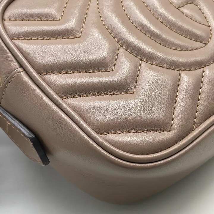 Gucci 祼色馬蒙迷你號相機包 斜背包-9