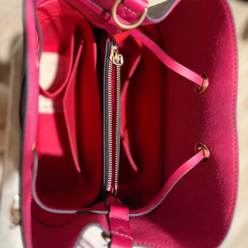 Lv M44020 NéoNoé MM 桃色水桶包-3