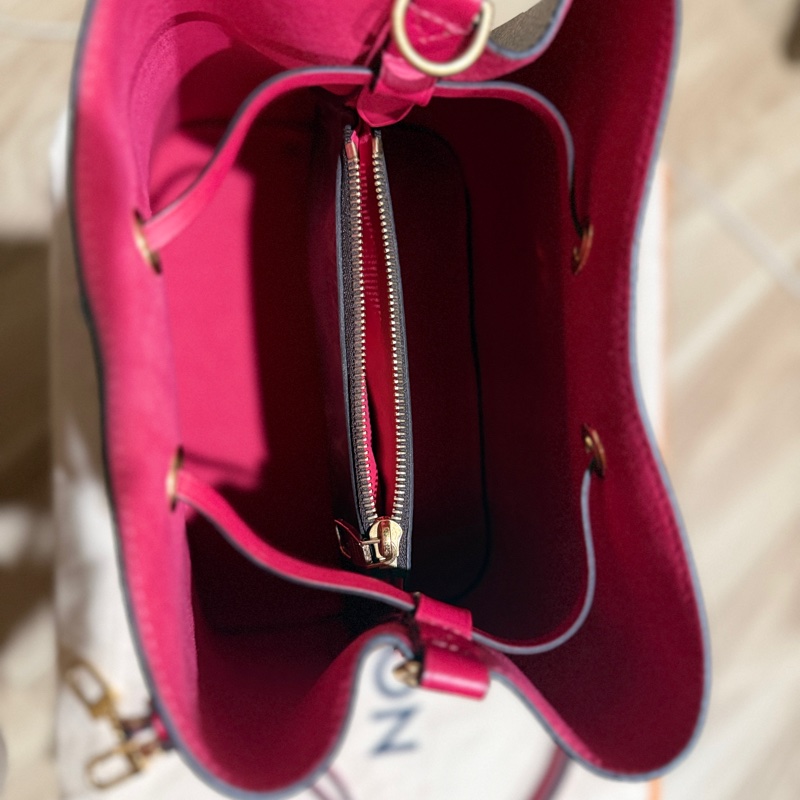 Lv M44020 NéoNoé MM 桃色水桶包-11