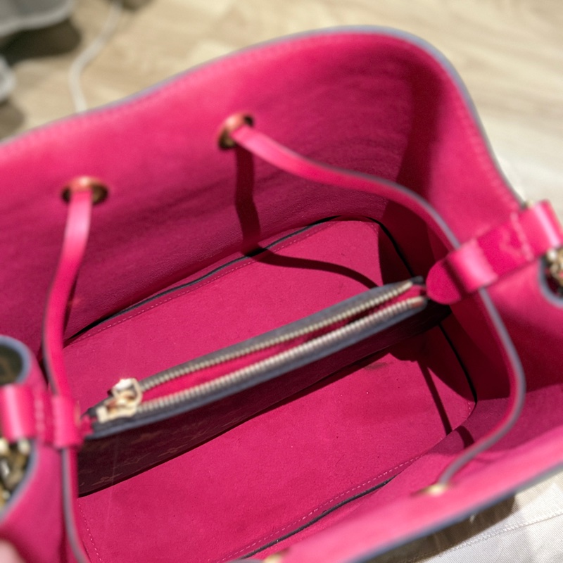 Lv M44020 NéoNoé MM 桃色水桶包-13