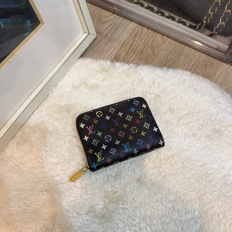 😎出名好用 用過回不去的LV黑彩拉鏈零錢包 短夾💶鈔票對折放超多-15