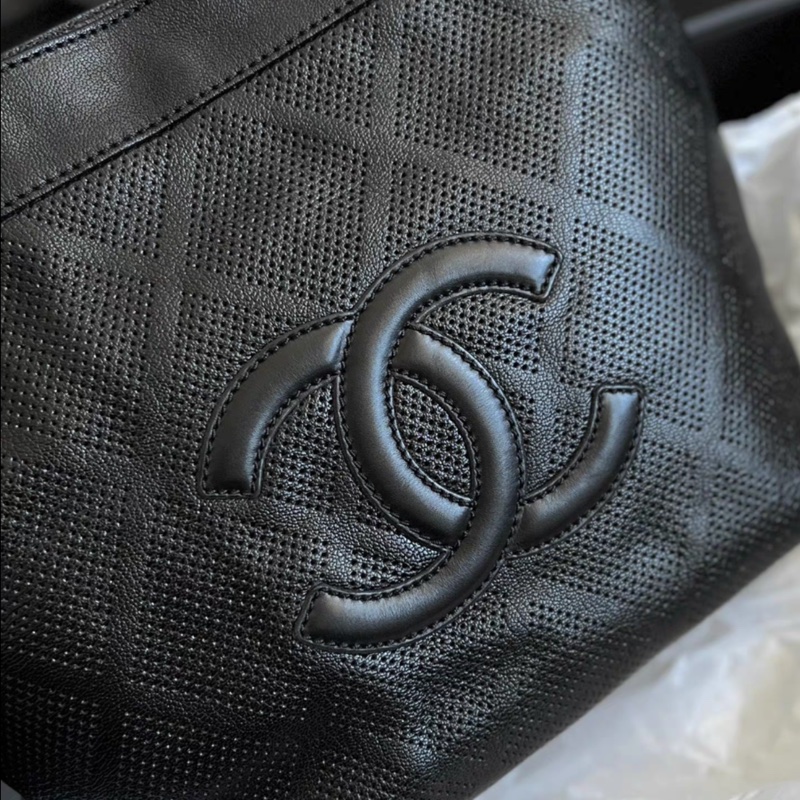 Chanel 香奈兒牛皮鏤空大logo托特-4