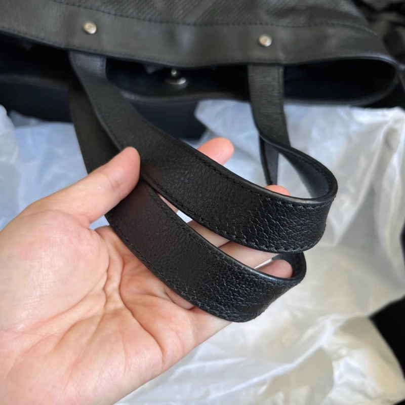 Chanel 香奈兒牛皮鏤空大logo托特-5