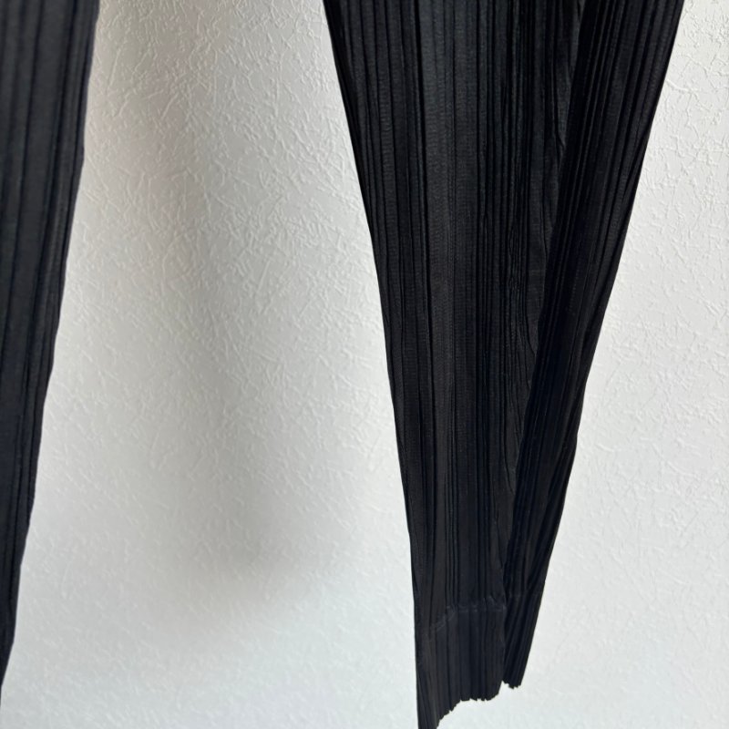 PLEATS PLEASE ISSEY MIYAKE 三宅一生PP 黑色直紋錐形長褲4號 PP23JF115-6