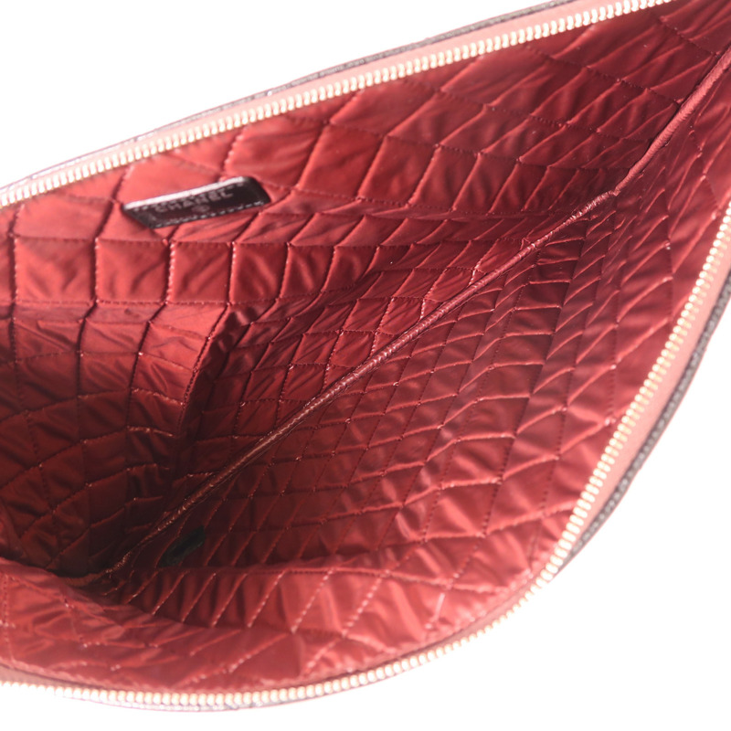 CHANEL 【激減優惠】牛皮皮革Pouch銀扣手拿包-4