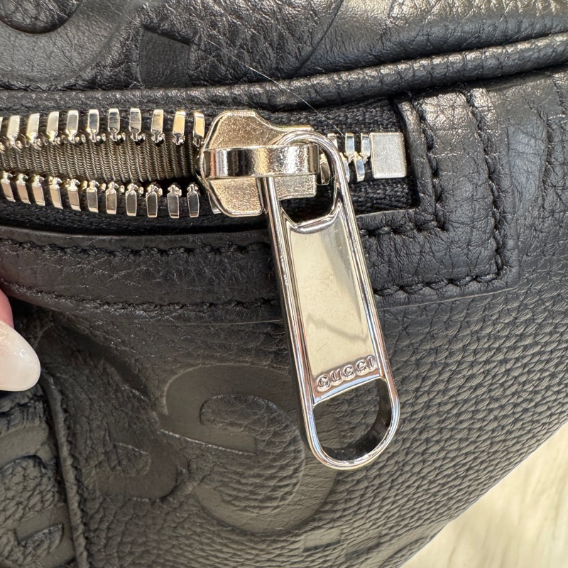 Gucci 黑牛皮超級雙G大號胸腰包 離櫃品❤️-8