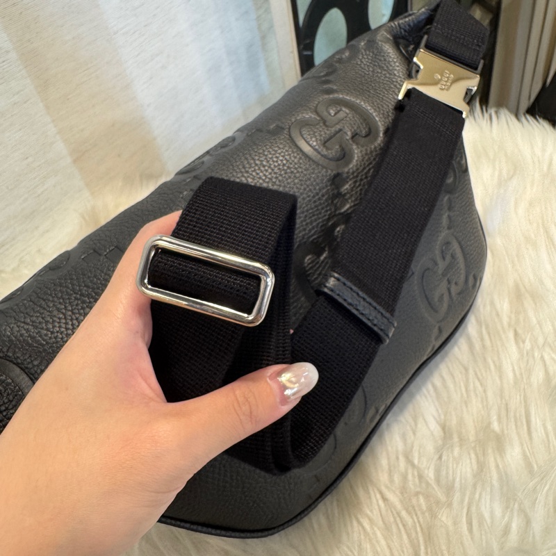 Gucci 黑牛皮超級雙G大號胸腰包 離櫃品❤️-9
