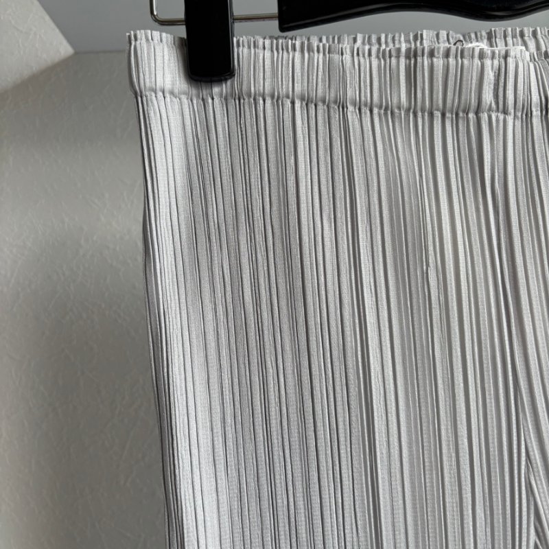 閒置未著用 PLEATS PLEASE ISSEY MIYAKE 三宅一生PP 4號 經典基本款 PP55-JF111-2