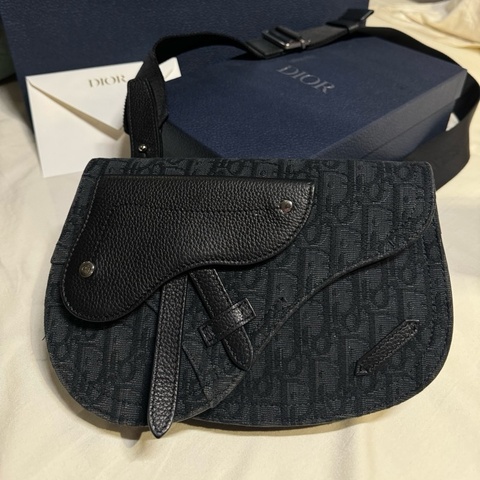 近全新 DIOR 老花兩用馬鞍包