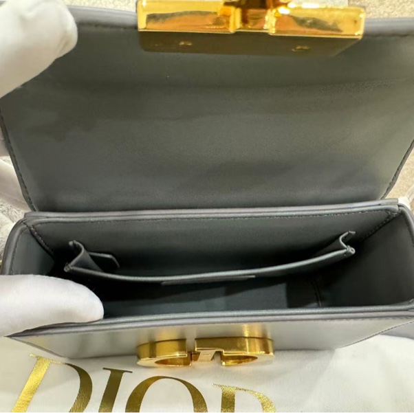 Dior 蒙田box-9