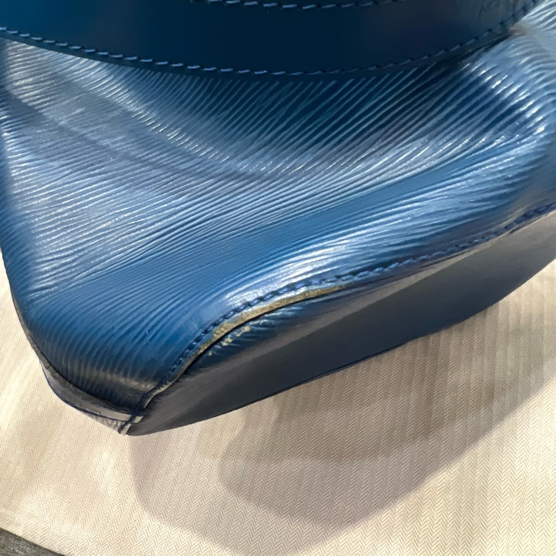 Louis Vuitton LV epi 水波紋 水桶包 藍-21