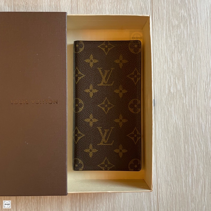 LV Louis Vuitton Monogram 護照夾/長夾-0