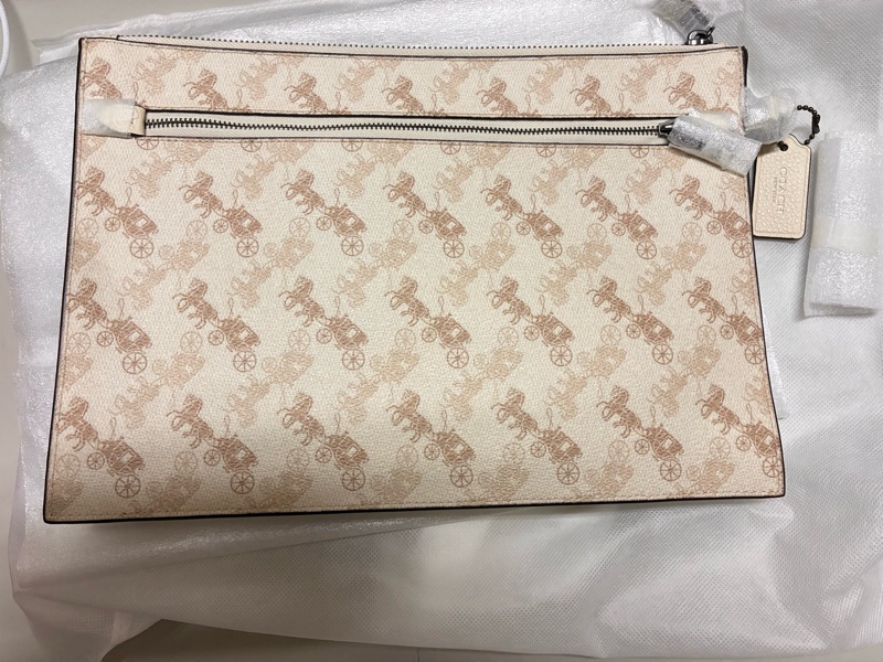 COACH經典白馬車老花 手拿包 公文包-0