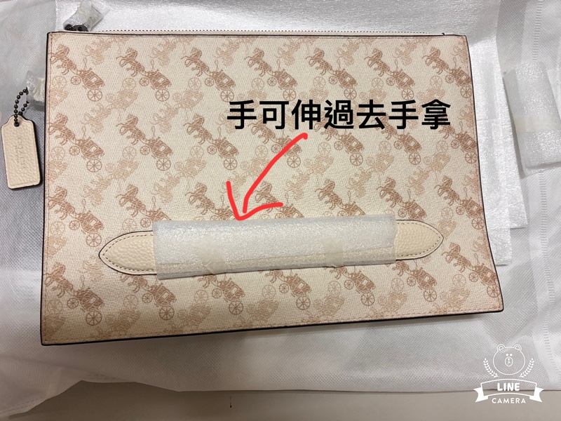 COACH經典白馬車老花 手拿包 公文包-1
