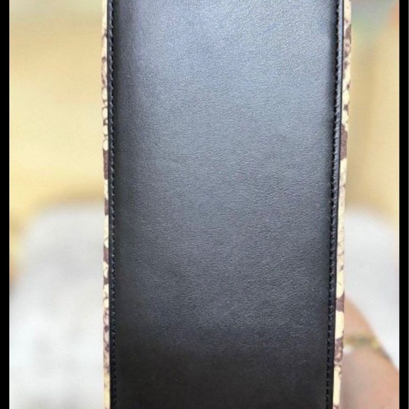 Coach 馬車系黑色皮製獸紋斜背/手提包-3