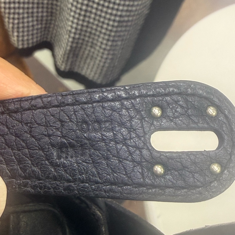 HERMÈS Lindy 30”-11