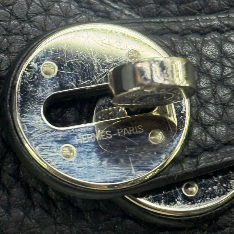 HERMÈS Lindy 30”-19