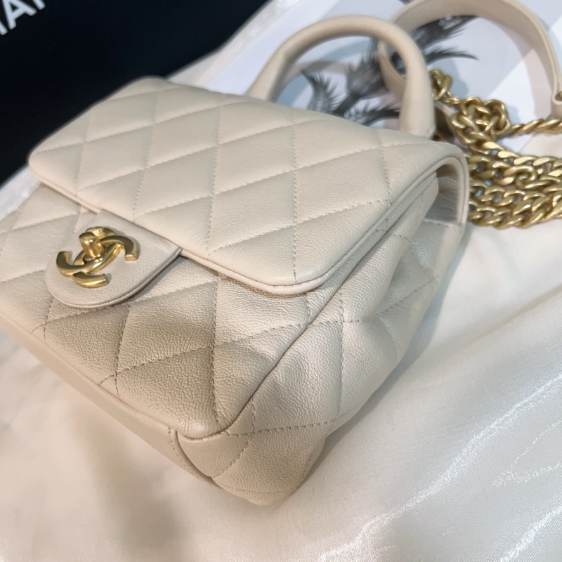 ෆ Chanel 粉米色手把方胖 🌸2023芯片款-10