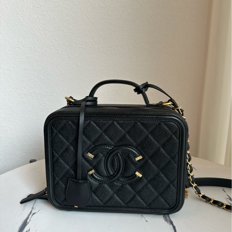 Chanel黑荔枝 化妝箱最美😂🥰-0