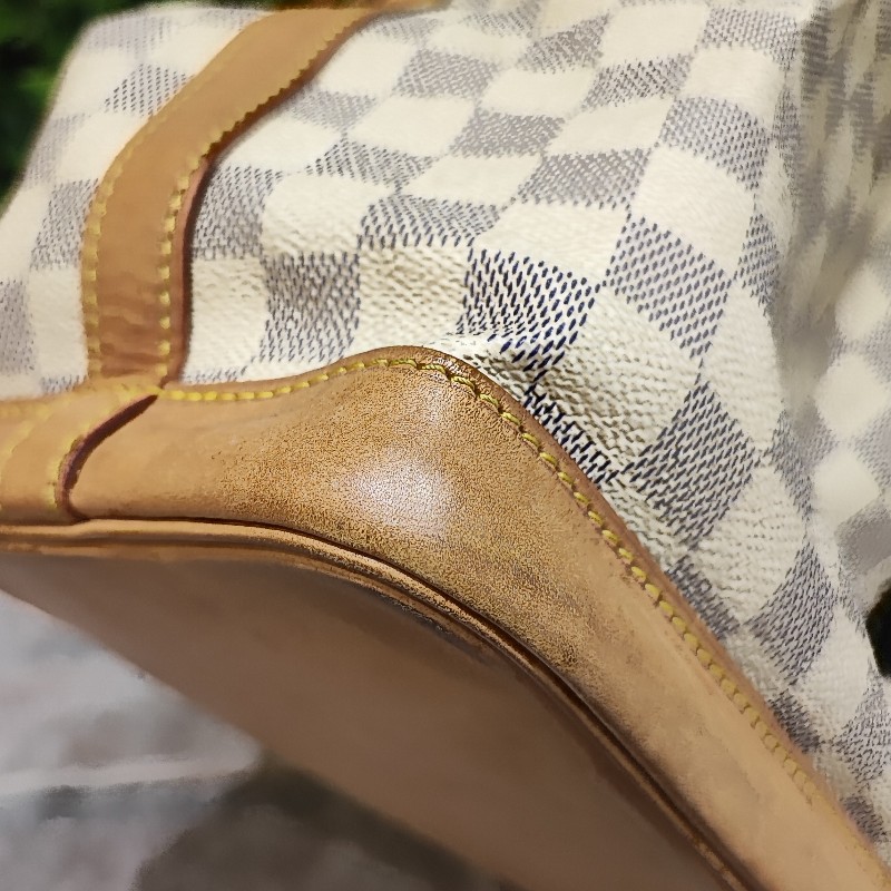 Louis Vuitton Noe BB-17