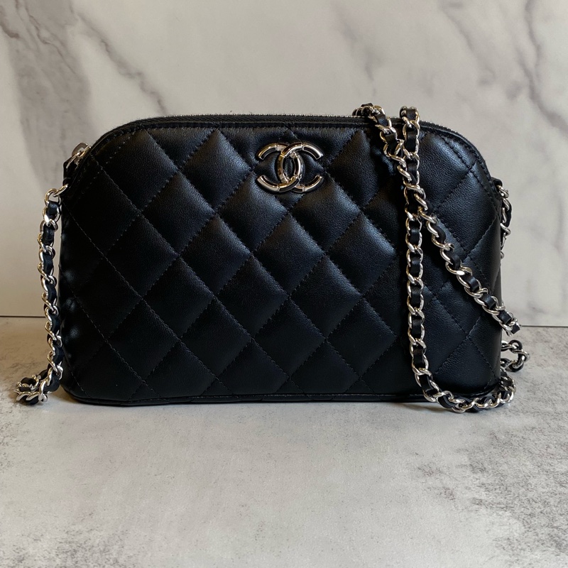 CHANEL 24B 貝殼包-3