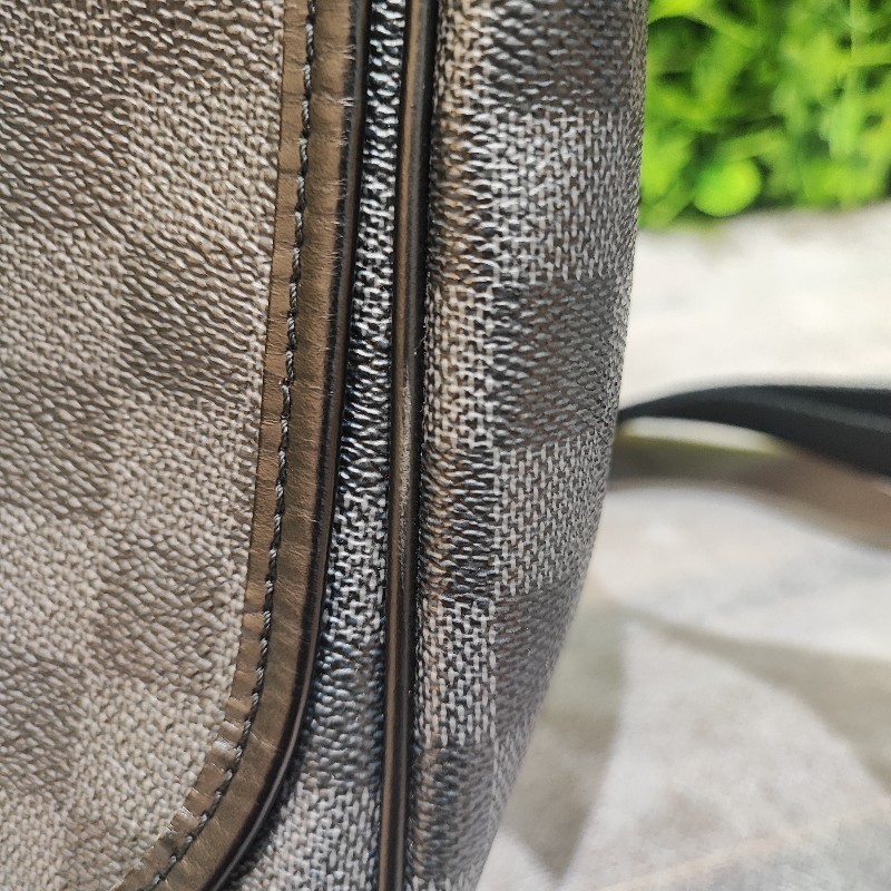Louis Vuitton Graphite Daniel MM-11