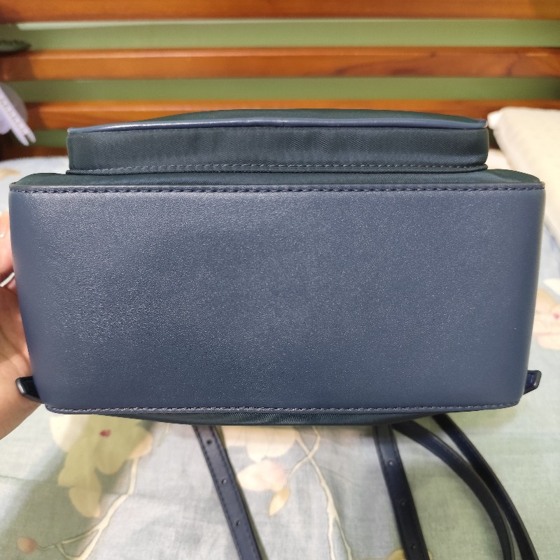 MK Michael Kors 尼龍束口翻蓋釦式後背包-海軍藍 (誠可議)-14