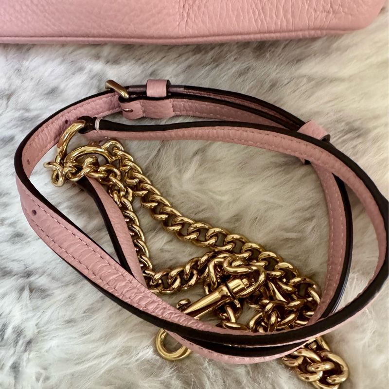 Coach 皮製粉紅色小可愛珠扣口金斜背包-4