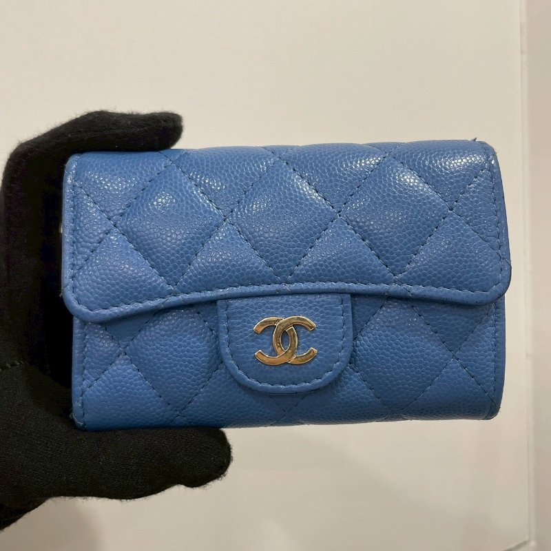 Chanel CF荔枝單層卡包 藍色金扣-1