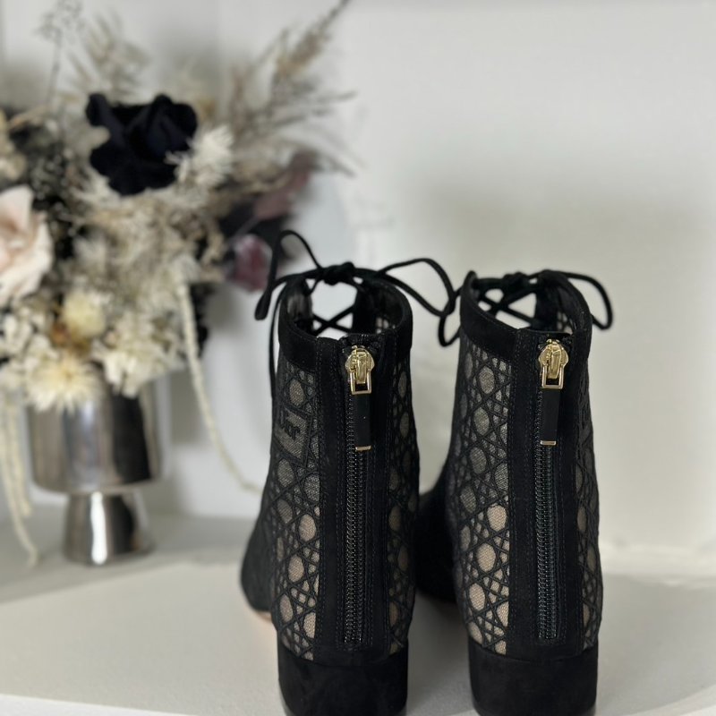 DIOR Naughtily - D透膚低跟短靴 36-3