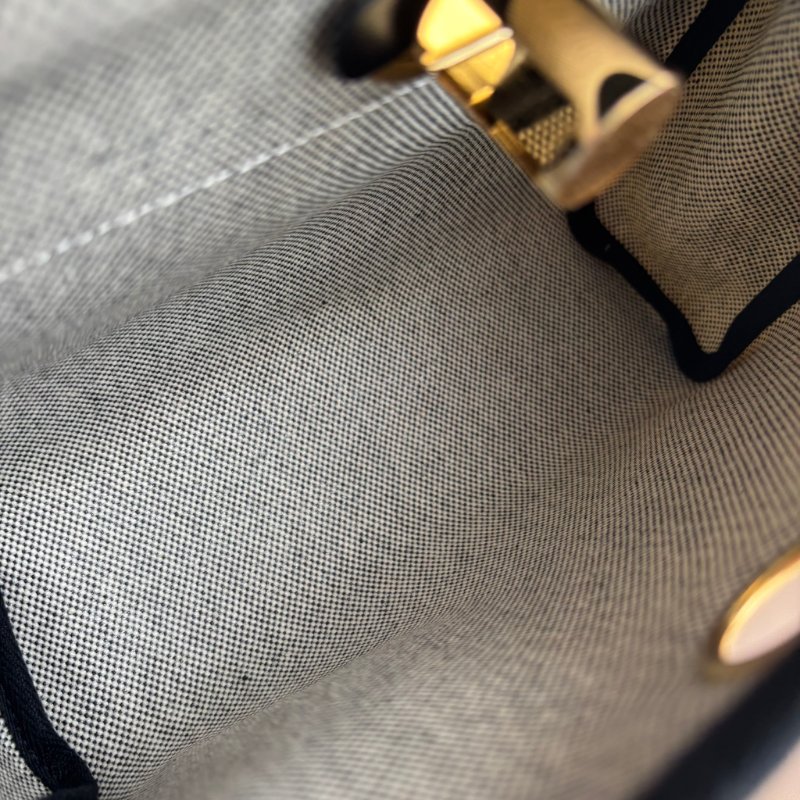 ::HERMES:: 愛馬仕 W刻MINI HERBAG 帆布黑皮革金釦斜背包-6