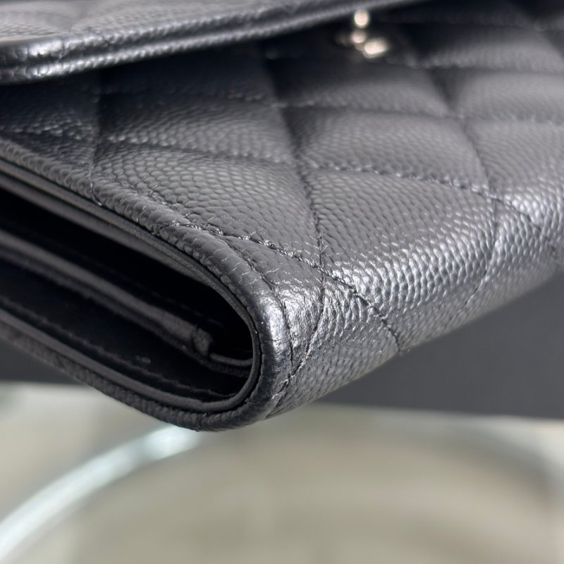 ::CHANEL:: AP3714 19系列 黑白雙C 黑色荔枝皮革中夾-3