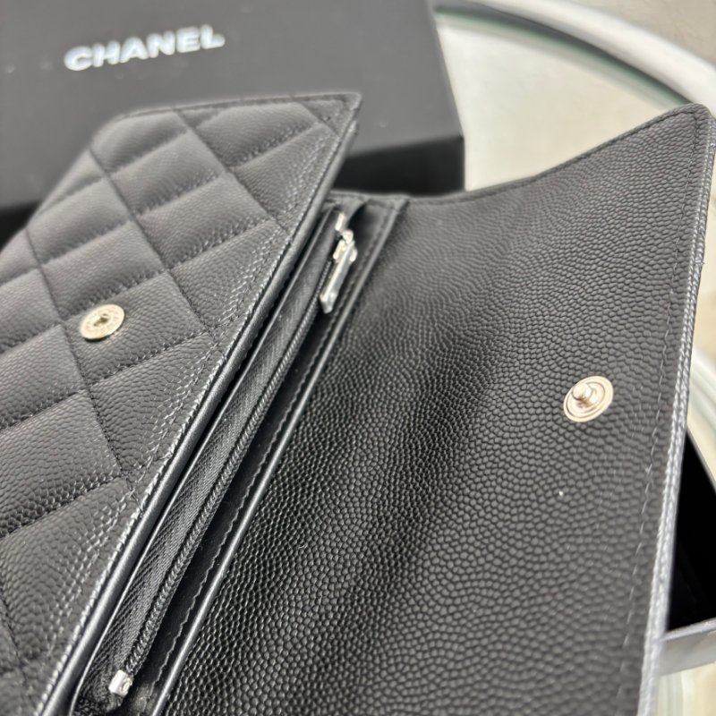 ::CHANEL:: AP3714 19系列 黑白雙C 黑色荔枝皮革中夾-9