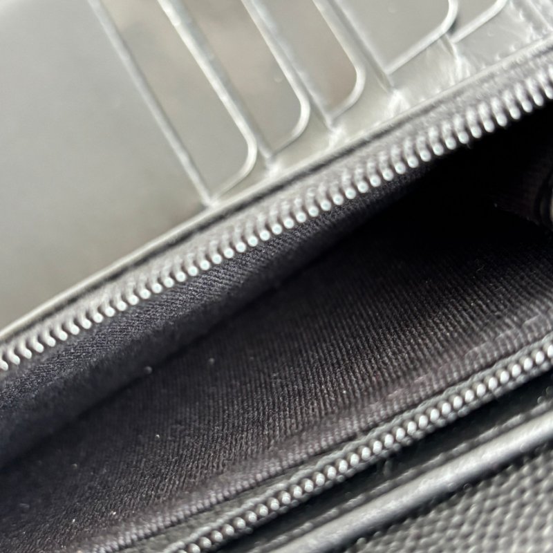 ::CHANEL:: AP3714 19系列 黑白雙C 黑色荔枝皮革中夾-15