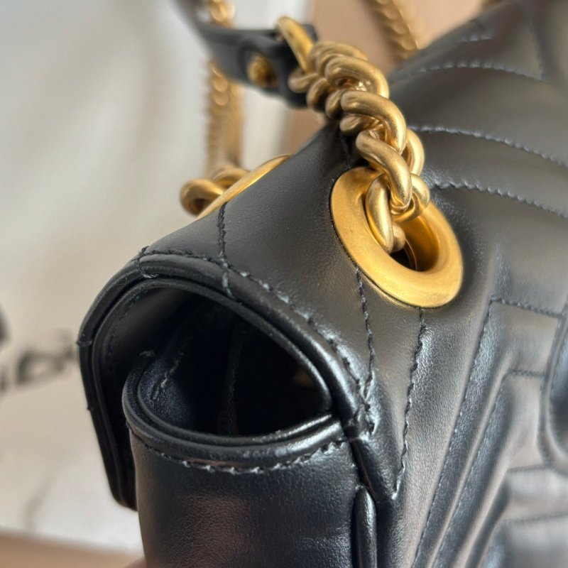 限時出清特價 ::GUCCI:: 446744 黑色MARMONT 22金鍊肩背斜背包-15