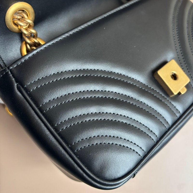 限時出清特價 ::GUCCI:: 446744 黑色MARMONT 22金鍊肩背斜背包-19