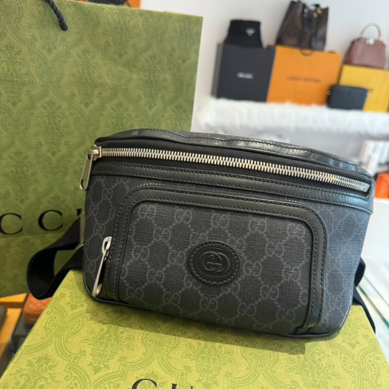 *SHIHNA名牌精品* Gucci GG Retro 黑灰滿版LOGO腰包-0