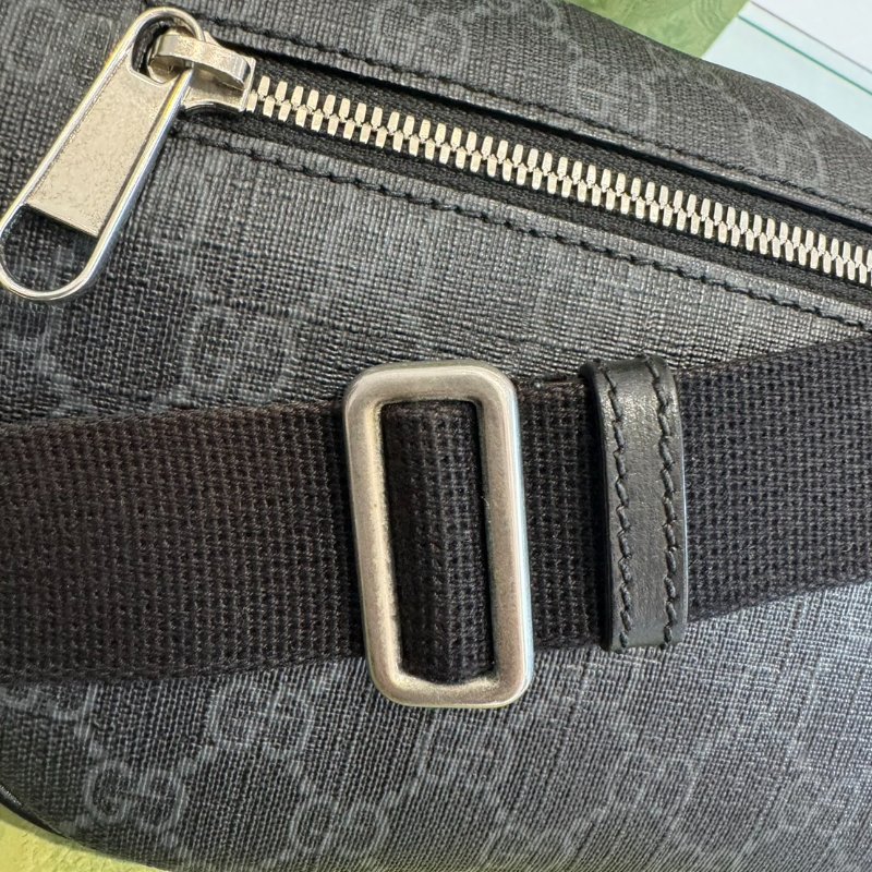 *SHIHNA名牌精品* Gucci GG Retro 黑灰滿版LOGO腰包-5