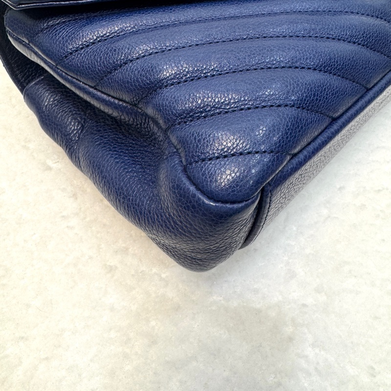 YSL藍色牛皮霧銀釦V型紋學院包428056-22