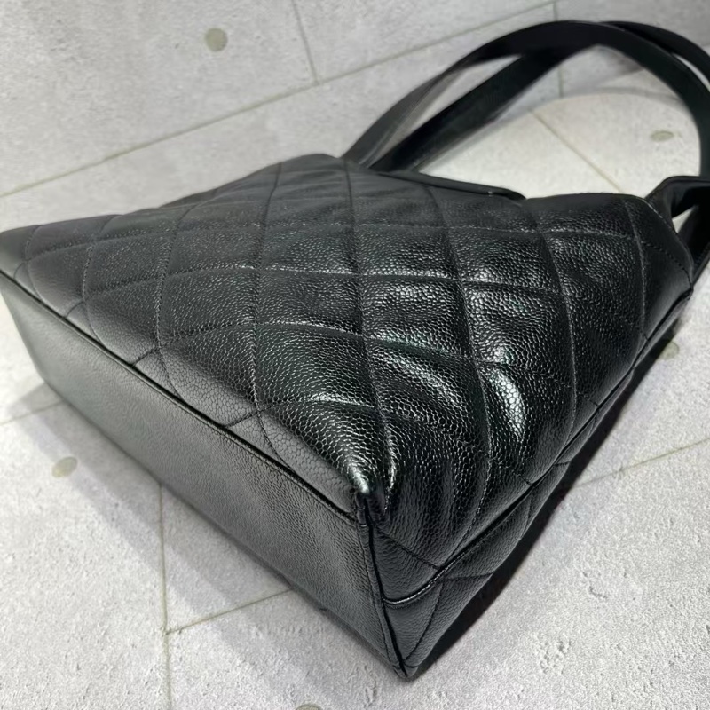 Caviar Chanel Hobo bag-5