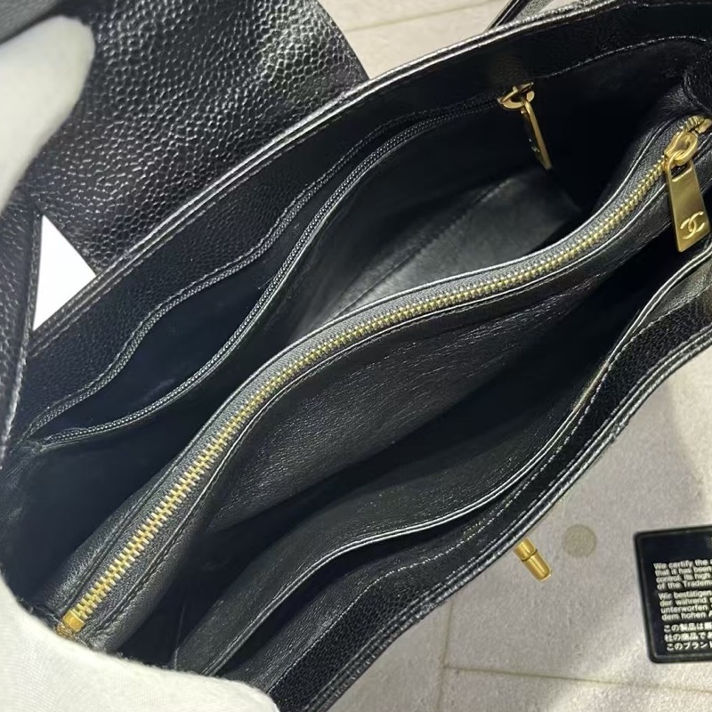 Caviar Chanel Hobo bag-7