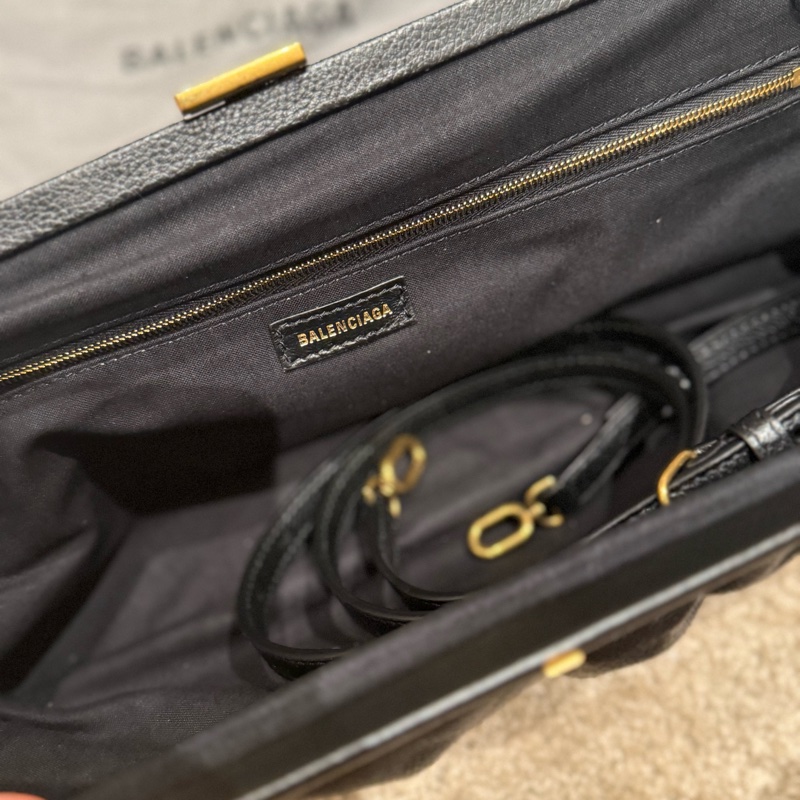 balenciaga 手拿包-2