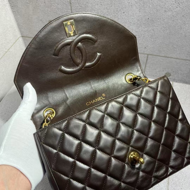 Chanel vintage 朱古力啡色半月包-4