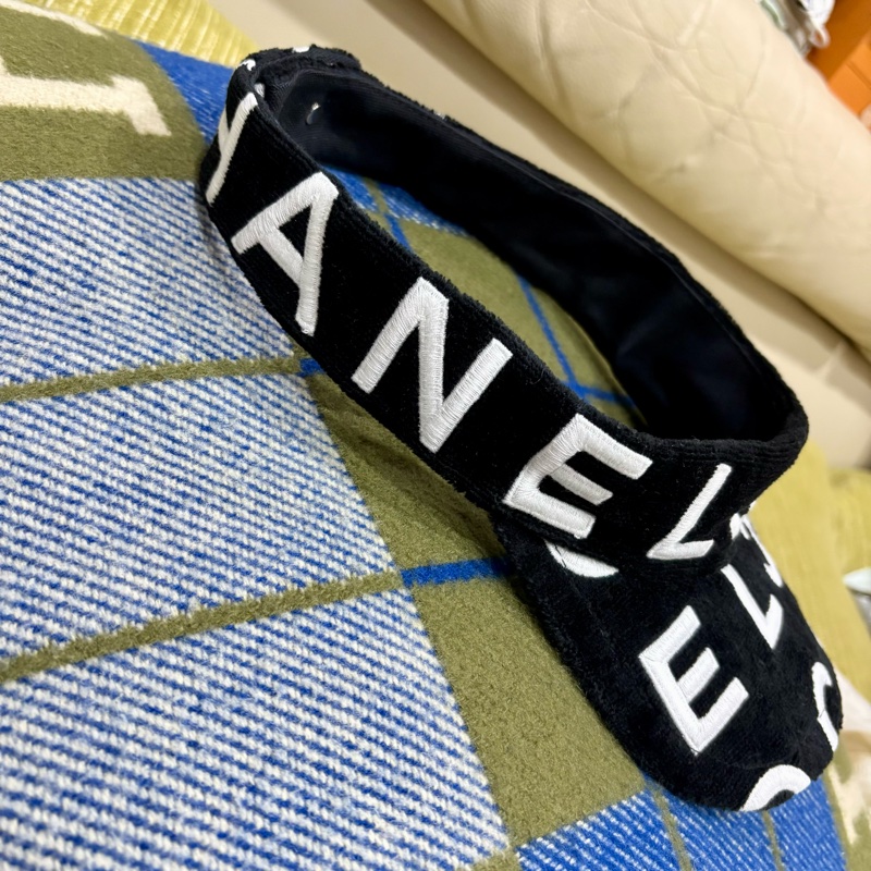 Chanel 沙灘系列 黑白CHANEL字樣毛巾布遮陽帽-3